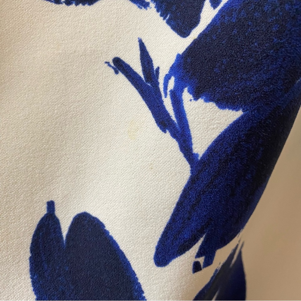 Vince Camuto Elbow Bell Sleeve Floral Print Dress Blue White size 6 - Picture 16 of 16